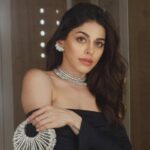 Kareena Kapoor Khan and Alaya F classic glam makeup looks